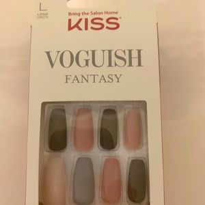 Kiss press on nails
